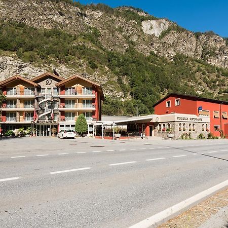 Hotel-Restaurant Ackersand Eksteriør billede
