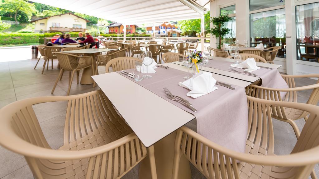 Hotel-Restaurant Ackersand Eksteriør billede
